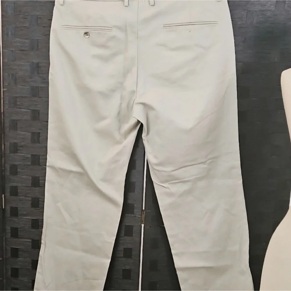 Dockers Signature Khaki Slim Fit D1 Pants Men’s 36x29 No Wrinkle Cotton